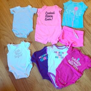 Lot of Carter’s girls size 6 months